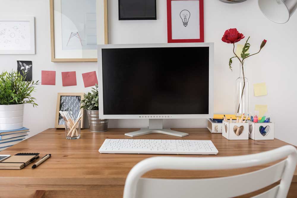 monitor-on-desk